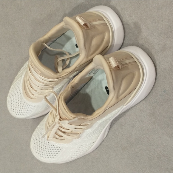 New APL TechLoom Tracer Knit Training Shoe size 7.5 - Picture 3 of 5